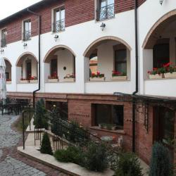 Imagine pentru Hotel Maison De Caroline Cazare - Alba Iulia la hoteluri de 4* stele 2025