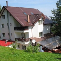 Imagine pentru Vila Carina Paraul Rece Cazare - Munte Predeal la hoteluri de 4* stele 2025