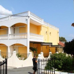 Imagine pentru Bella Vista Beach Hotel & Studios Cazare - Benitses 2025