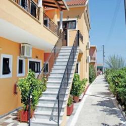 Imagine pentru Makis Studios & Apartments Cazare - Roda 2025