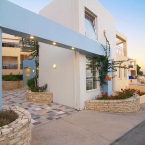 poza Radamanthy's Hotel Apartments