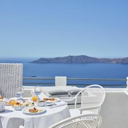 Imagine pentru Hotel Sun Rocks Cazare - Litoral Firostefani la hoteluri de 4* stele 2025