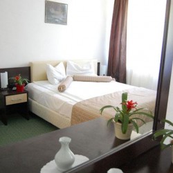 Imagine pentru Hotel Rina Tirol Cazare - Munte Poiana Brasov la hoteluri de 3* stele 2024