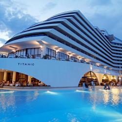 Imagine pentru Hotel Titanic Beach Lara Charter Avion - Antalya la hoteluri cu Ultra All inclusive 2024
