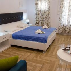 Imagine pentru Hotel Polykratis Rooms Cazare - Skiathos la hoteluri de 4* stele 2025