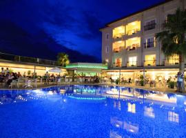 Sun City Apartments & Hotel