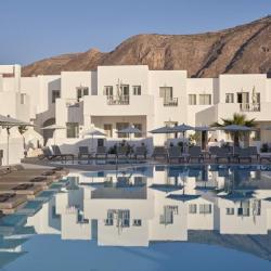 Imagine pentru Aqua Blue Hotel Charter Avion - Insula Santorini la hoteluri cu Demipensiune 2025