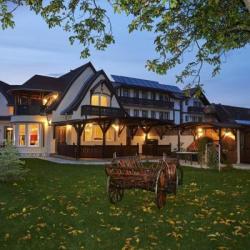 Imagine pentru Cristian Cazare - Munte Transilvania la hoteluri de 5* stele 2025