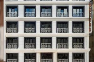 poza telefon Grand Palace Hotel
