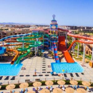 poza Hotel Charmillion Gardens Aqua Park