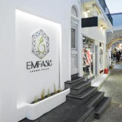 Imagine pentru Emfasis Villa Santorini Charter Avion - Fira 2024