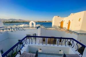 poza telefon Hotel Grand Halomy Megan
