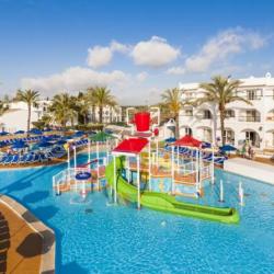 Imagine pentru Hotel Globales Apartotel Bouganvilla Cazare - Sa Coma 2027