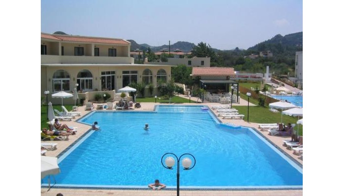 Summerland Hotel & Bungalows poza 13