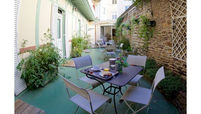 Garden Hotel poza 1