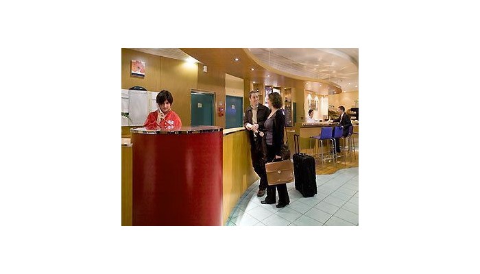 Hotel Ibis Rennes Centre Gare Sud poza 2