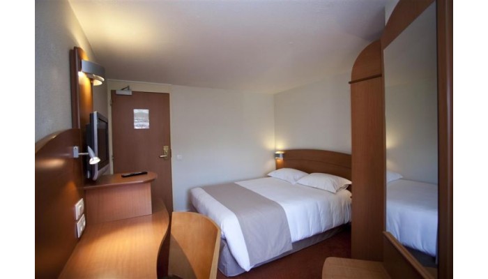 Hotel Kyriad Rennes Nord poza 2