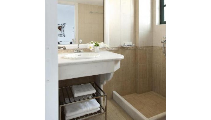 Anthonas Apartments poza 3