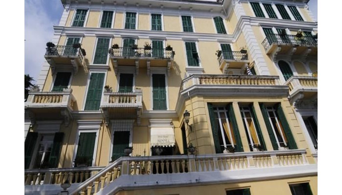 Hotel Petit Royal poza 0