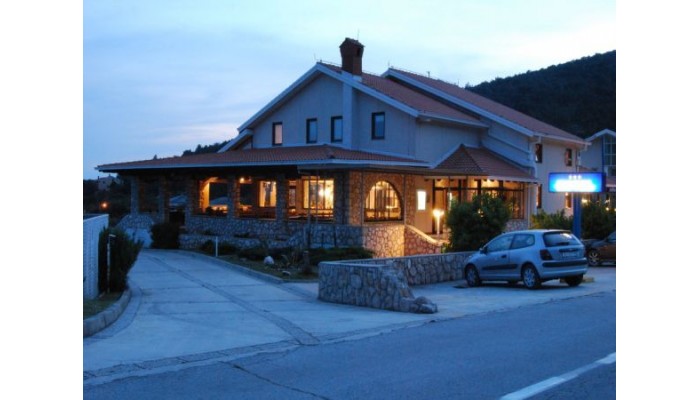 Hotel Zlatni Lav - Martinscica poza 0