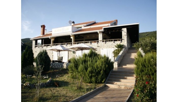 Hotel Zlatni Lav - Martinscica poza 1