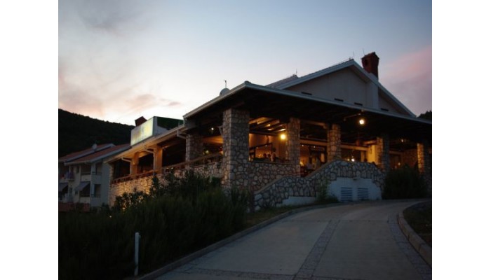 Hotel Zlatni Lav - Martinscica poza 3