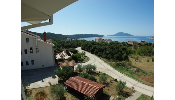 Hotel Zlatni Lav - Martinscica poza 8