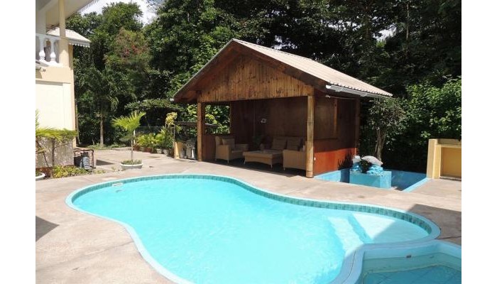 Reef Holiday Apartments poza 0