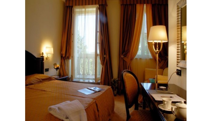 Hotel Arbiana poza 6