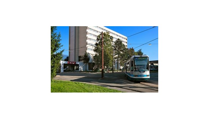 Hotel Park And Suites Alpexpo poza 0
