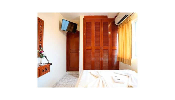 Hotel Bucaneros poza 6