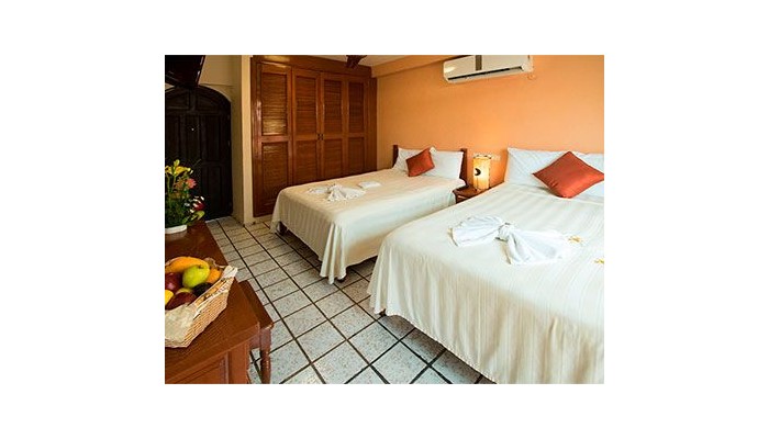 Hotel Bucaneros poza 1