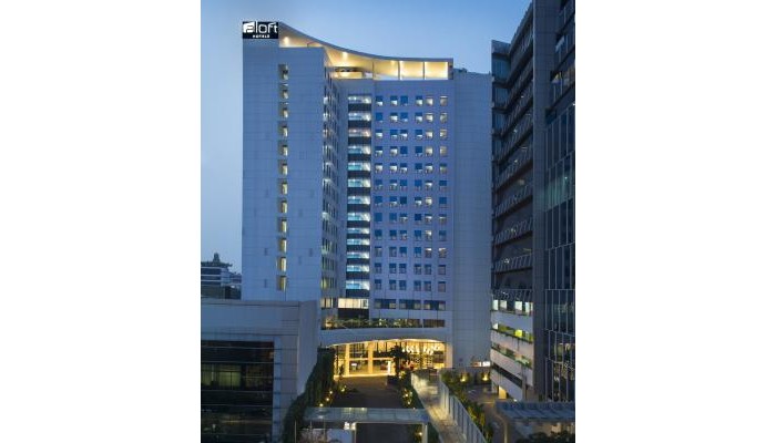 Hotel Aloft Jakarta Wahid Hasyim poza 2