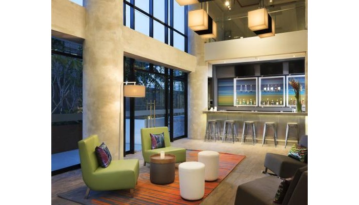 Hotel Aloft Jakarta Wahid Hasyim poza 1