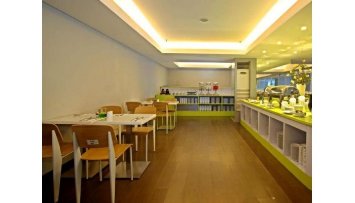 Fave Hotel Gatot Subroto poza 4