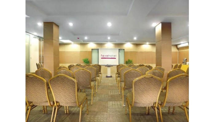 Fave Hotel Kelapa Gading poza 5