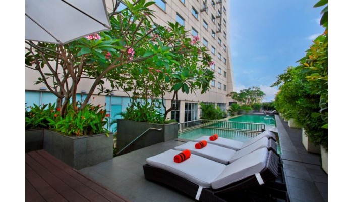 Harris Hotel & Convention Kelapa Gading poza 0