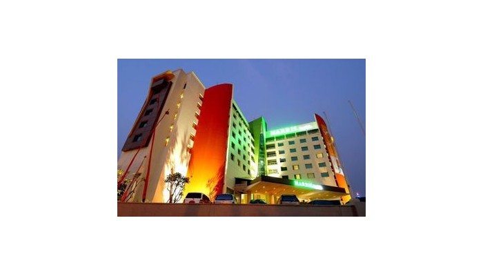 Hotel Harris Kelapa Gading poza 0
