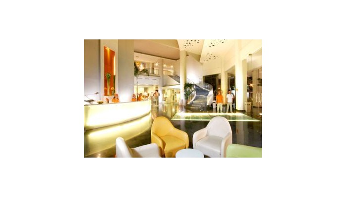 Hotel Harris Kelapa Gading poza 3