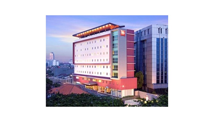 Hotel Ibis Jakarta Senen poza 11