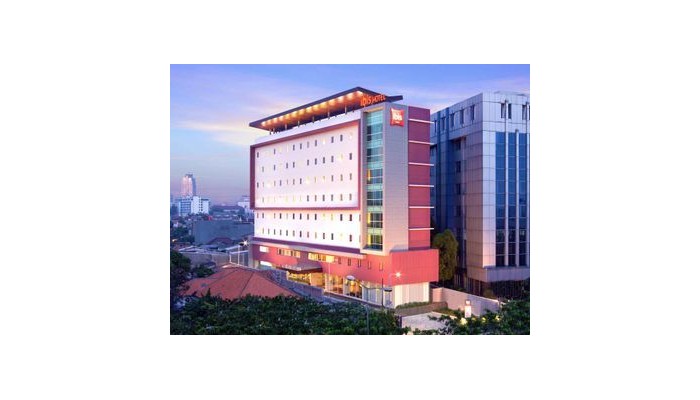 Hotel Ibis Jakarta Senen poza 2