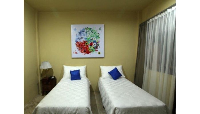 Hotel Maven Buncit poza 3