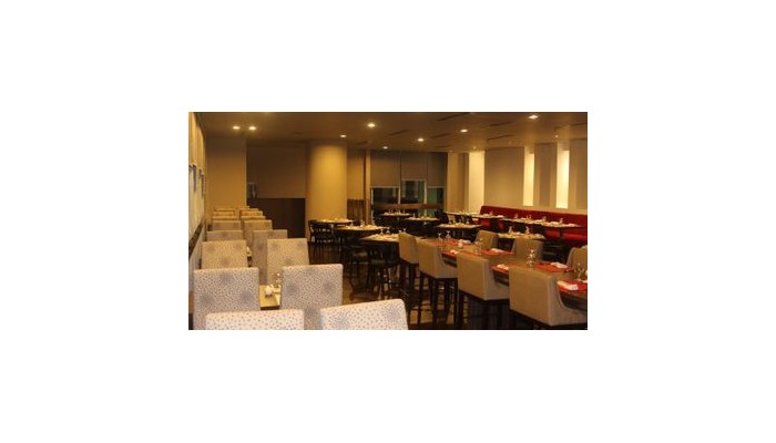 Hotel Novotel Jakarta Gajah Mada poza 10