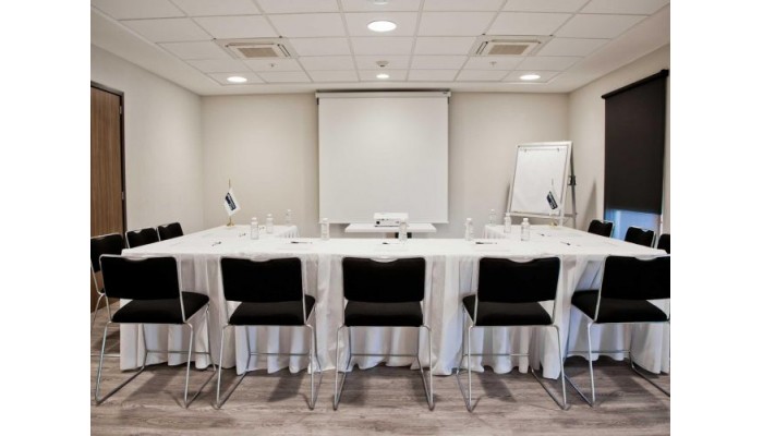 Hotel City Express Plus Guadalajara Palomar poza 3