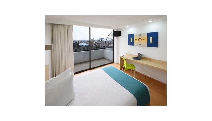 Hotel One Guadalajara Centro Historico poza 2