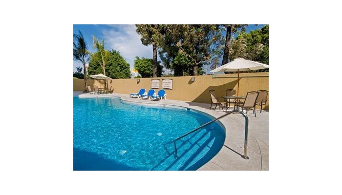 Hotel Staybridge Suites Guadalajara Expo poza 8