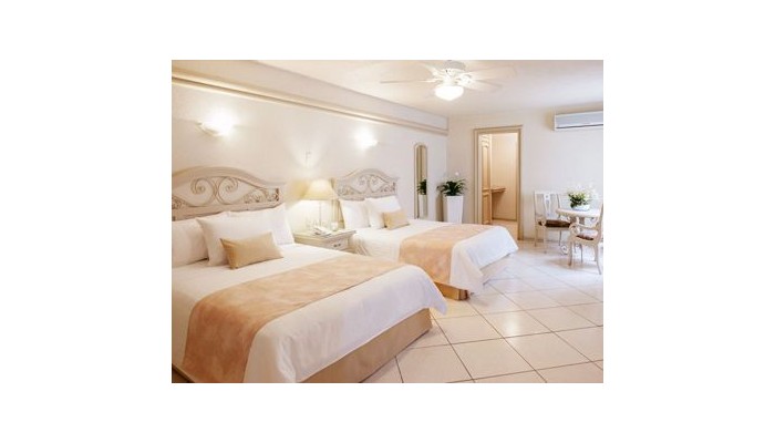 Hotel & Suites Quinta Magna poza 7