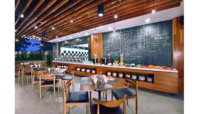 Aston Anyer Beach Hotel poza 3