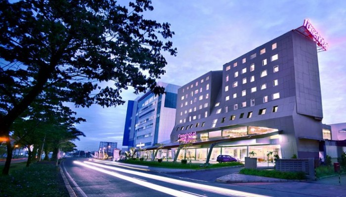 Fame Hotel Gading Serpong poza 4