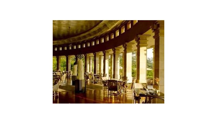 Hotel Amanjiwo poza 5